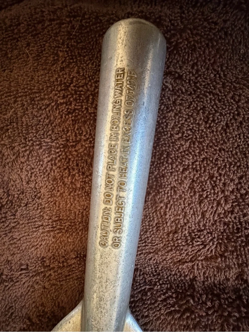 Sturdy Silver Metal Serving Scoop - Versatile Kitchen Tool